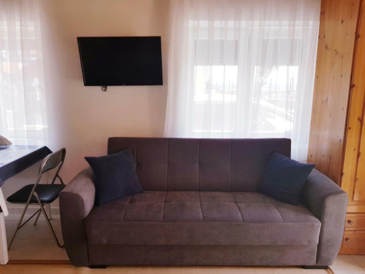 Safe And Cozy Studio In Xanthi! Exteriör bild